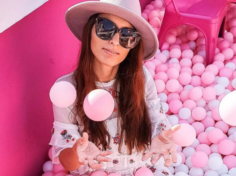 pink and white ball pit