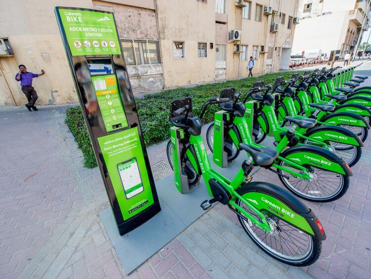 Careem bikes are smart bicycles that are well-liked in Dubai and are useful if you don't need to travel far. Essentially, they are a cost-saving measure given the rise in fuel prices in the UAE.