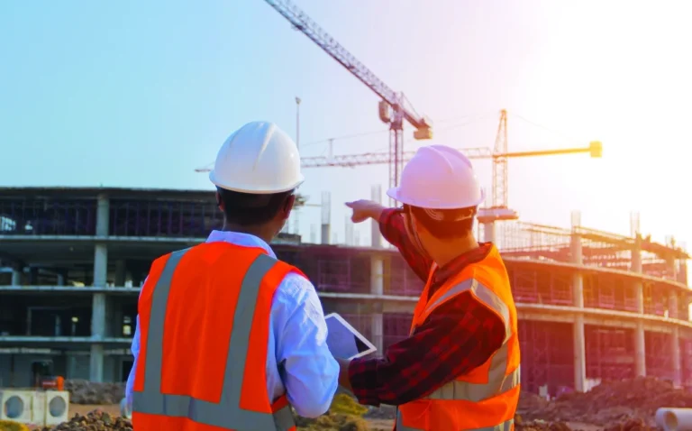 Midday-Work-Ban-in-the-UAE-20-Years-of-Workers-Safety