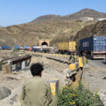 2025-10-12T082942Z-795607846-RC28AHA1THVQ-RTRMADP-3-PAKISTAN-AFGHANISTAN
