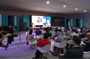 710-audience-Publishers-Conference-new-tent-by-Porter-ftw