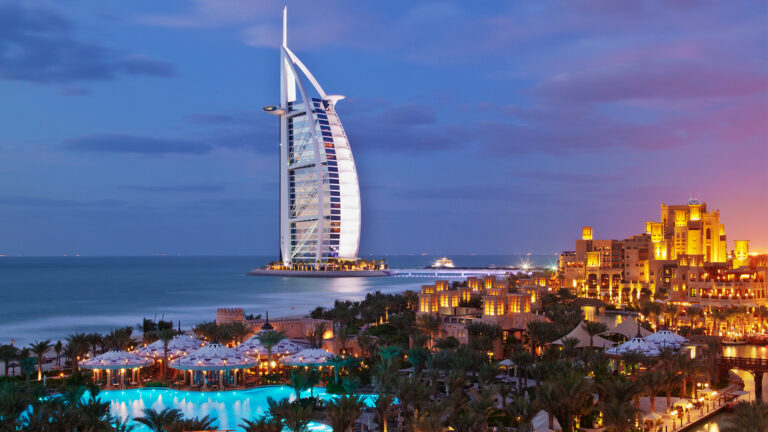 A-deeper-exploration-into-the-UAEs-Tourism-Industry-Stimulating-innovation-employment-and-economic-growth