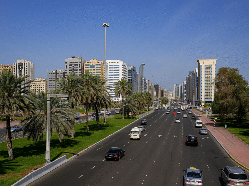 Abu-Dhabi-Traffic-Light