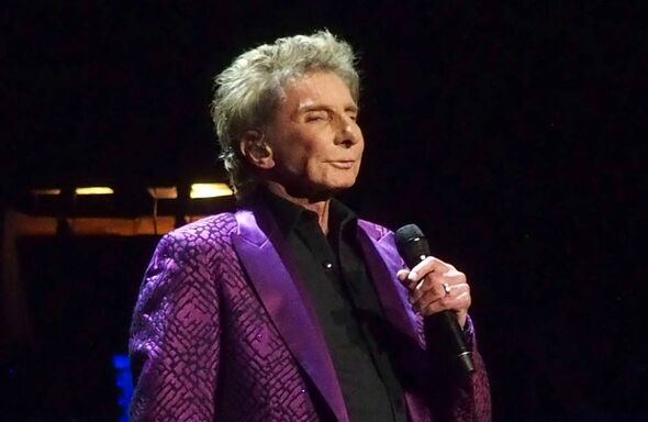 Barry-Manilow-6722256