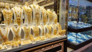 dubai-gold-prices-hit-dh407-as-tariff-tensions-boost-global-demand-1754546560-6272