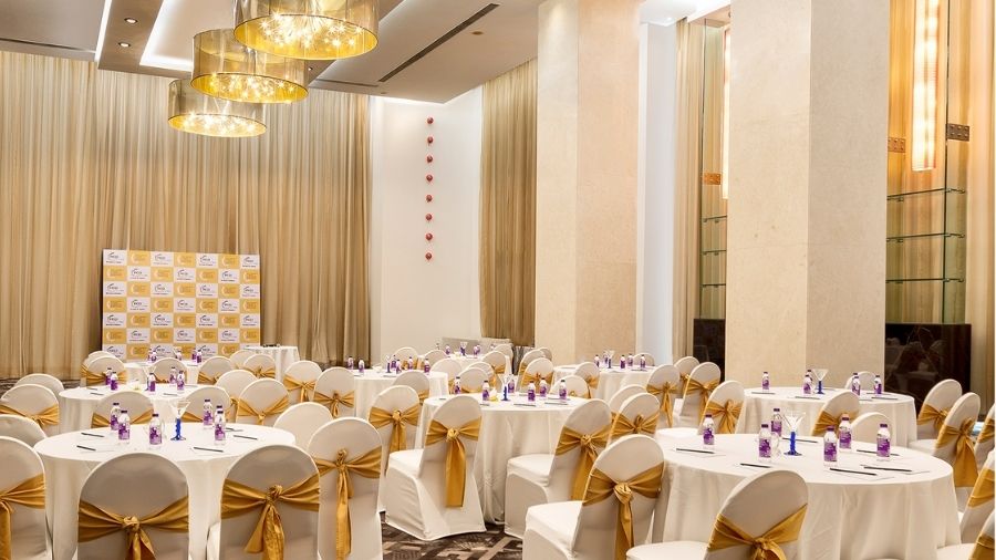 A Guide to Choosing the Right Chairs for Your Event in Dubai?