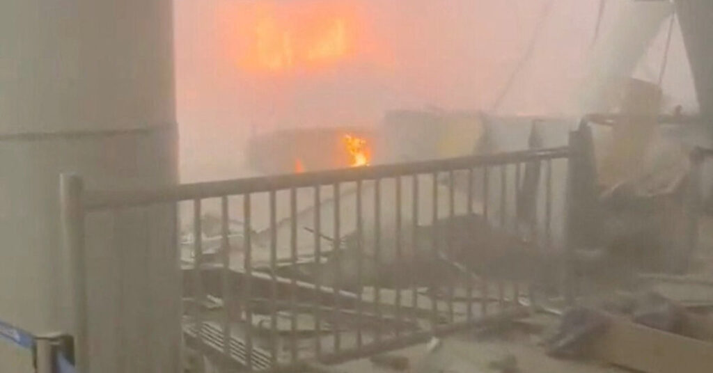 03mideast-gulf-attacks-wzqp-facebookJumbo