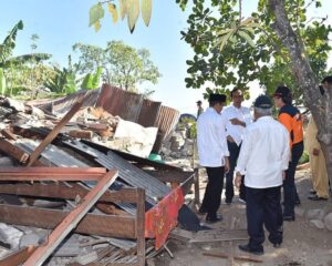Effects_of_the_Indonesian_Earthquake