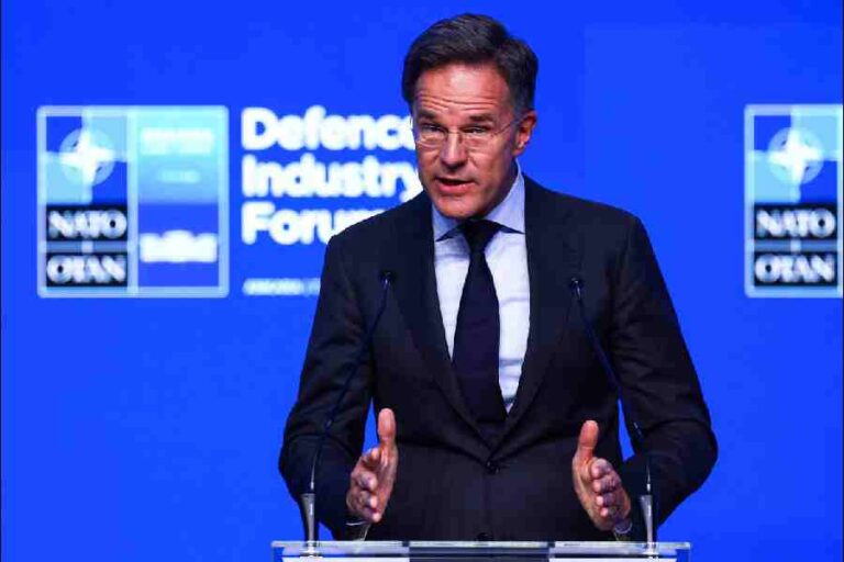 1783420942_rutte