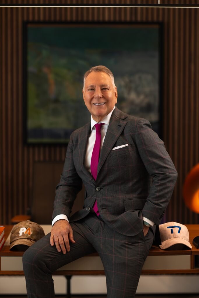 Sir Jorge Colindres, Chairman of The Registry of Aruba