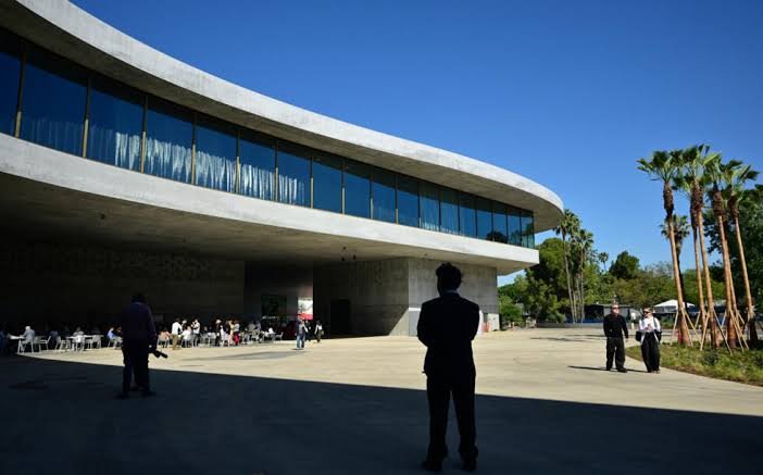 images (8)